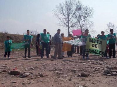 Exigen que se erradiquen basurales en la Costanera