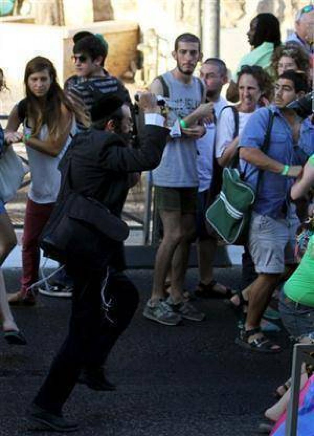 Heridos y miedo en la marcha del orgullo gay en Jerusal�n