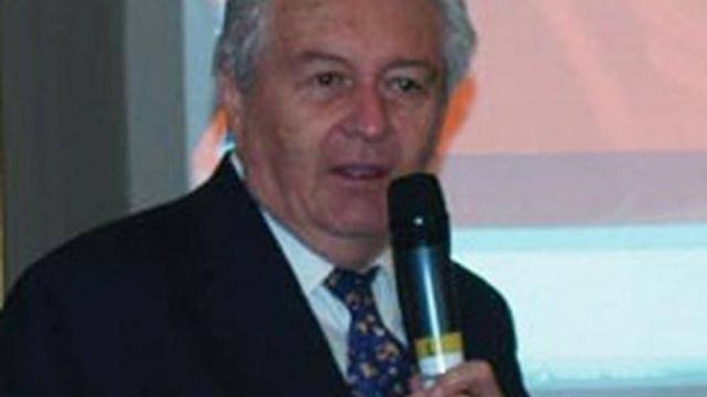 Se fue Carlos Vernazza, maestro de periodistas