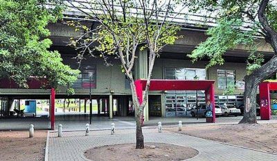 Parque Chacabuco: M�s quejas de vecinos por el bar