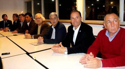 La preocupaci�n por el quebranto del agro del NOA lleg� a la Rural de Palermo