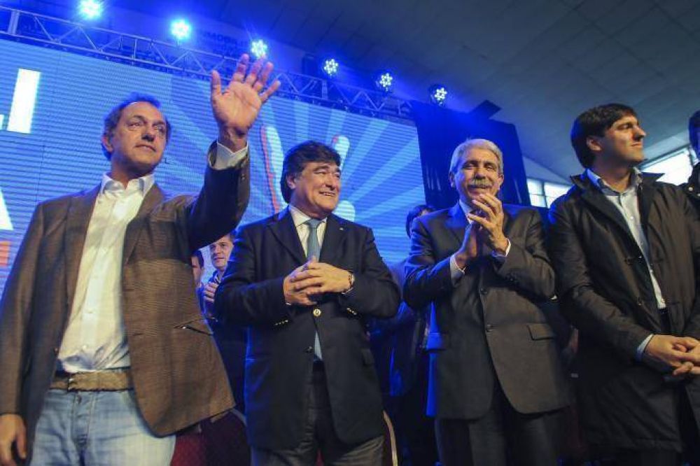 Topo Rodr�guez en Santiago del Estero con eje en el federalismo productivo