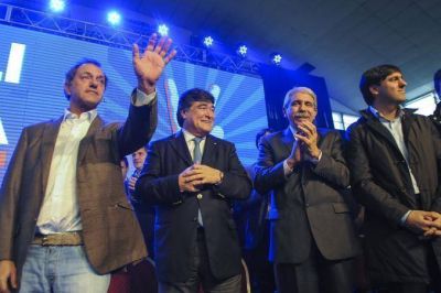 Topo Rodr�guez en Santiago del Estero con eje en el federalismo productivo