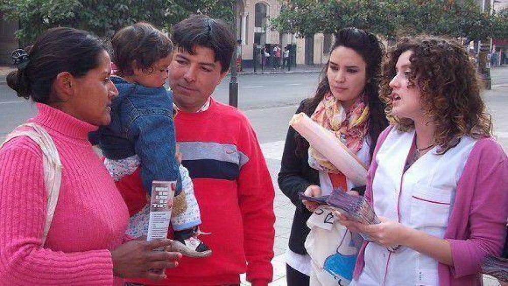 La Asociaci�n civil obstetricas unidas de Tucuman promociona la lactancia materna