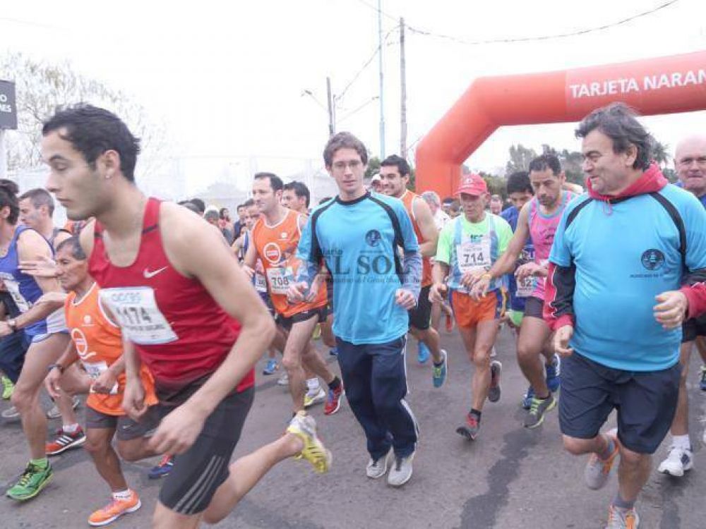 Multitudinaria concurrencia en la Marat�n de la ciudad