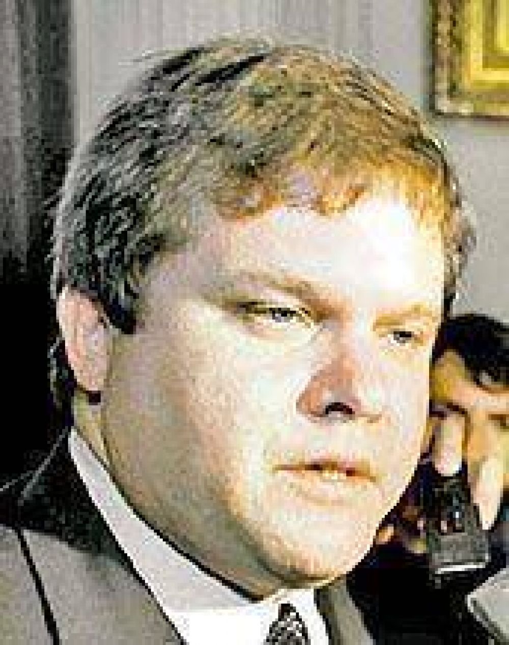 Procesan a Kammerath por regalar frecuencias