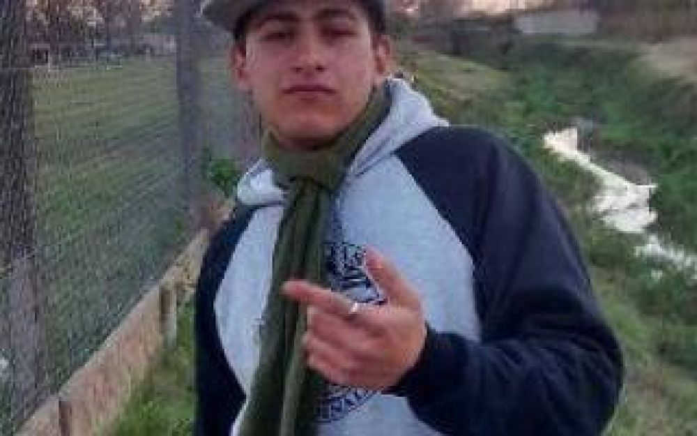 San Nicol�s: Buscan a un adolescente desaparecido
