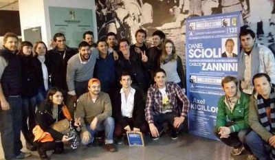 La juventud sciolista cop� la sede del PJ porte�o