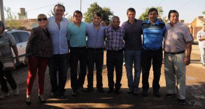Rodolfo Urtubey en la �Caminata del Triunfo� en J.V. Gonz�lez