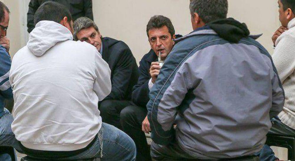 Massa y Macri piden que la Justicia avance contra Anbal por el triple crimen