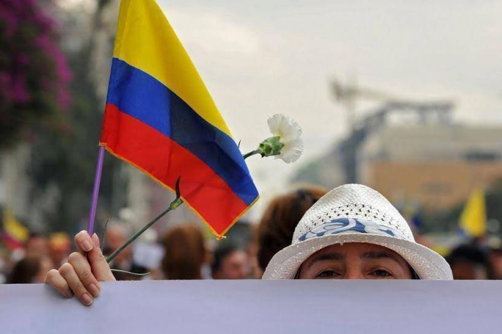 Colombia: El interlocutor de las FARC, nos gustara reunirnos con el Papa Francisco