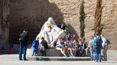 Papa Francisco pide a universidades cat�licas formar �amigos fuertes de Dios�