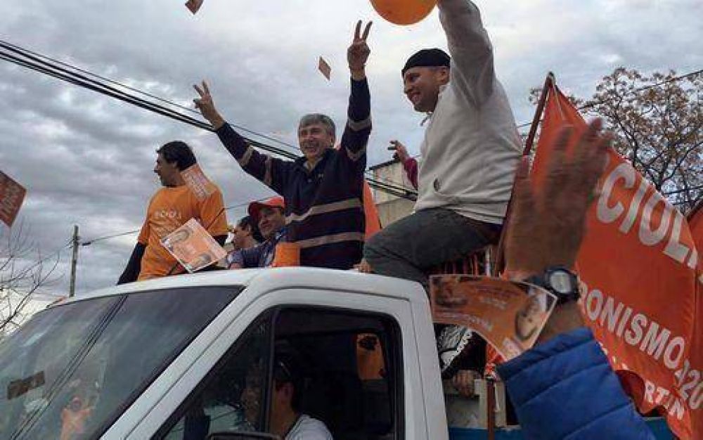 Phatouros dice que gana el domingo