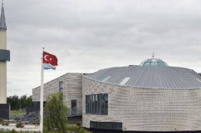 Autorizan la difusi�n del llamado a la oraci�n en una ciudad holandesa