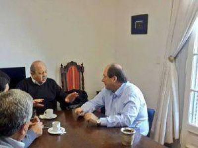 Sanz promete que reeditar� a la promoci�n industrial