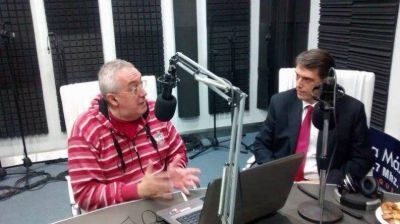 �La oposici�n deleg� su agenda a los medios de comunicaci�n�