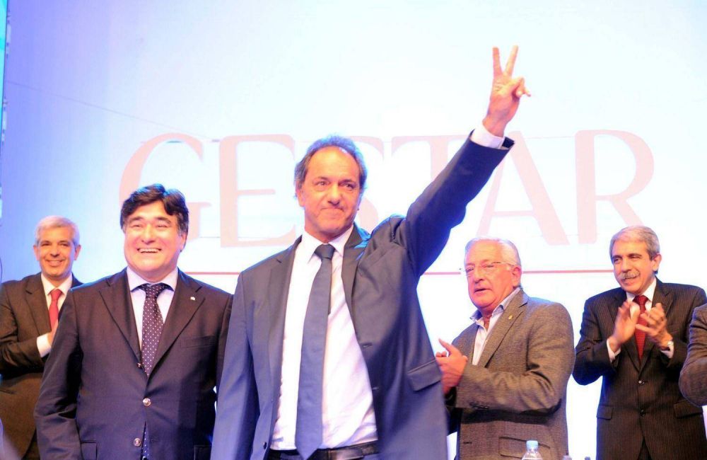 Cierres de campa�a: todo el Frente para la Victoria elige la provincia, salvo An�bal