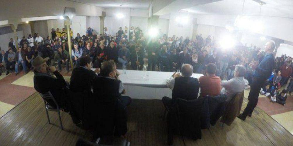 BUZZI: �Vamos a continuar con �Invertir Igualdad� porque les damos poder a las organizaciones y multiplicamos voluntades�
