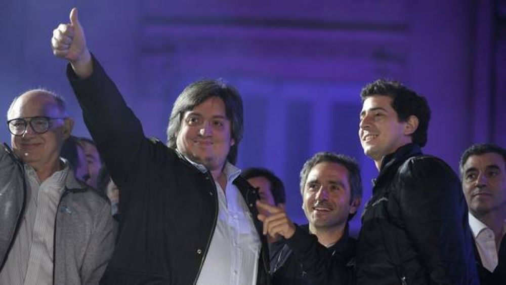 El Gobierno sali� a cruzar a Bonadio por el caso Hotesur y lo acus� de 