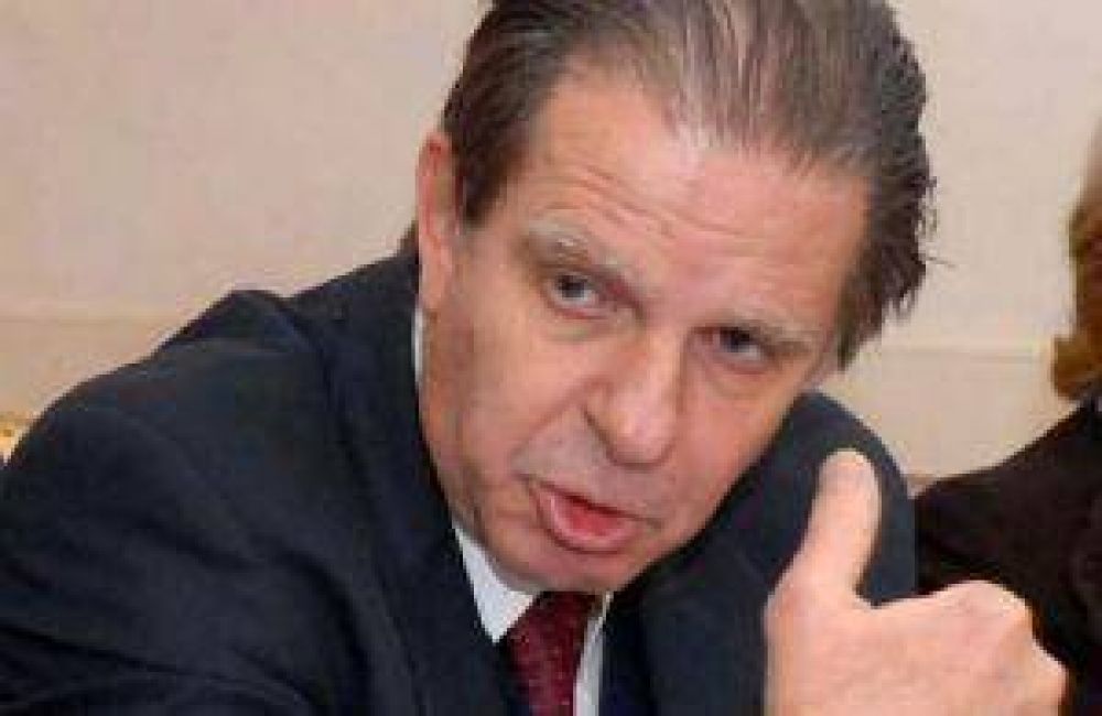 Nanclares descart� la reforma judicial propuesta por Jaque.