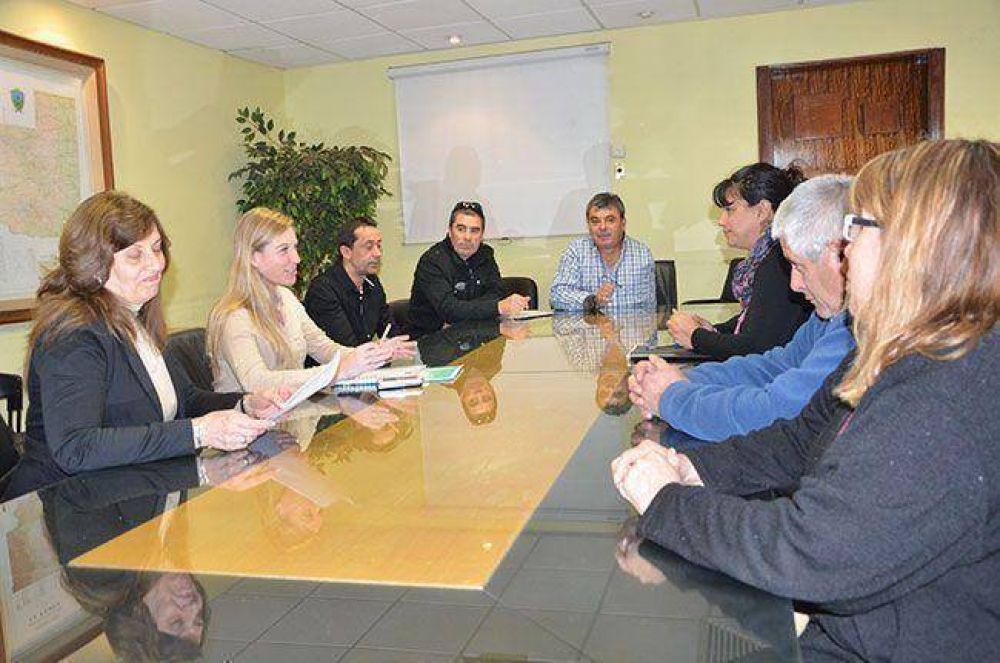 Estatales: dicen que hay 2.500 precarizados
