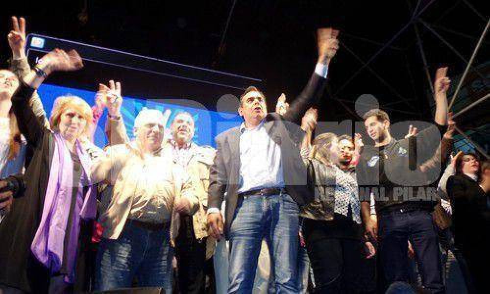 Molina cerr� la campa�a con una apuesta al cambio