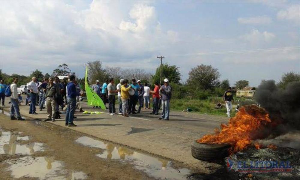 Uocra levant� el piquete y hoy volver�n a trabajar los obreros