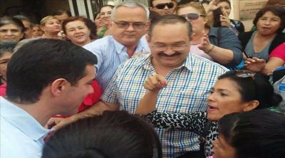 Encontronazo de Urtubey con Leavy en Tartagal 