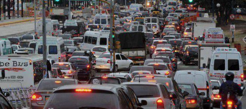 Aumentan las multas, pero no previenen infracciones