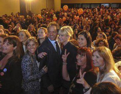 Scioli, en busca del voto independiente