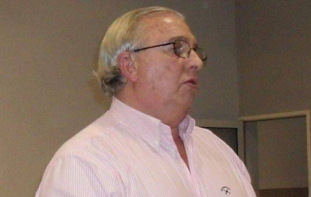 H�ctor Boffi le inici� una querella a Angelini