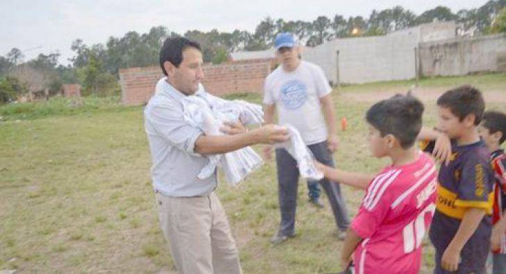 El Frente para la Victoria, casa por casa a las Paso