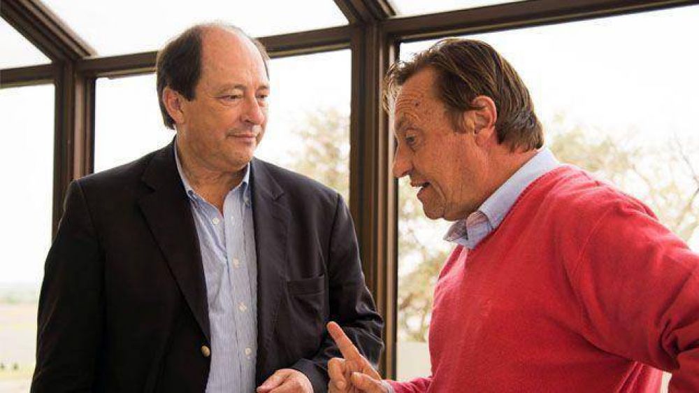 Sanz pas� por Entre R�os con un duro discurso contra Urribarri