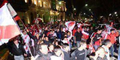 Adelanto: Multitudinario festejo 