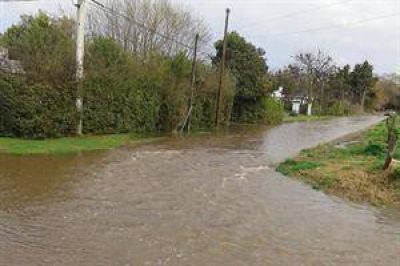 Se desbord� el R�o Areco, la ruta 8 est� cortada y hay evacuados en Berisso