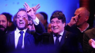 Sin Cristina, Daniel Scioli cierra su campa�a en Tecn�polis 