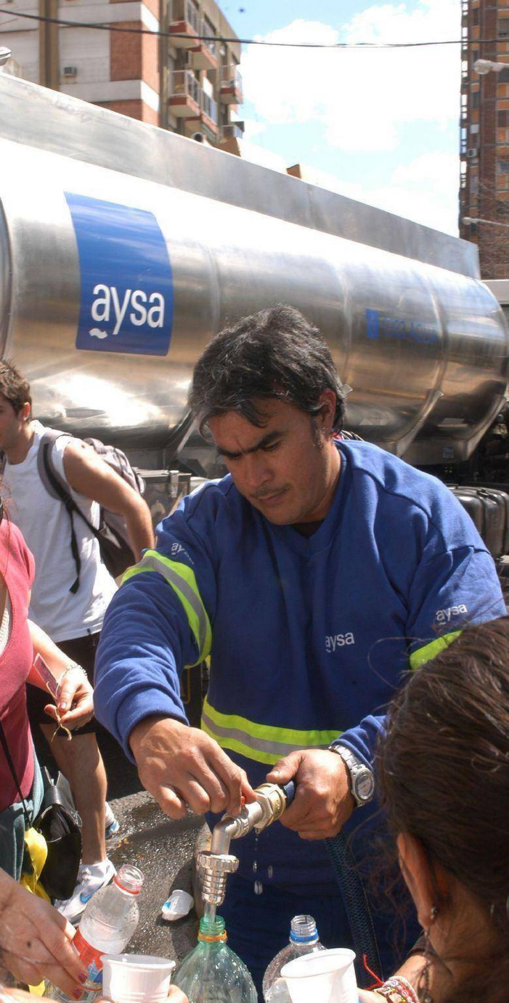 AySA asistir� a los fieles de San Cayetano 