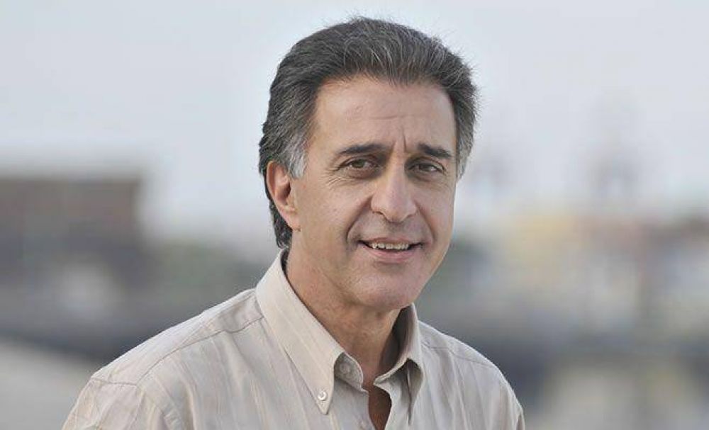 N�stor Pitrola: 