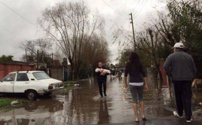 Por la tormenta, en Pilar hay unos 1200 evacuados
