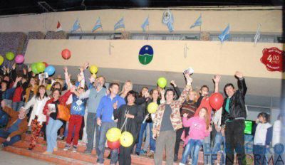 Fernanda y su gente cerr� la campa�a electoral