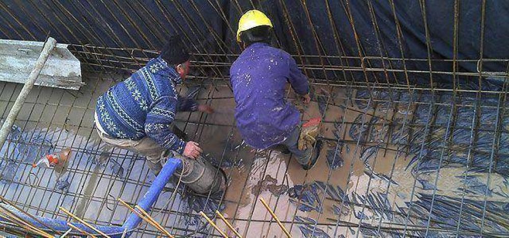 Construyen un conducto pluvial en San Vicente
