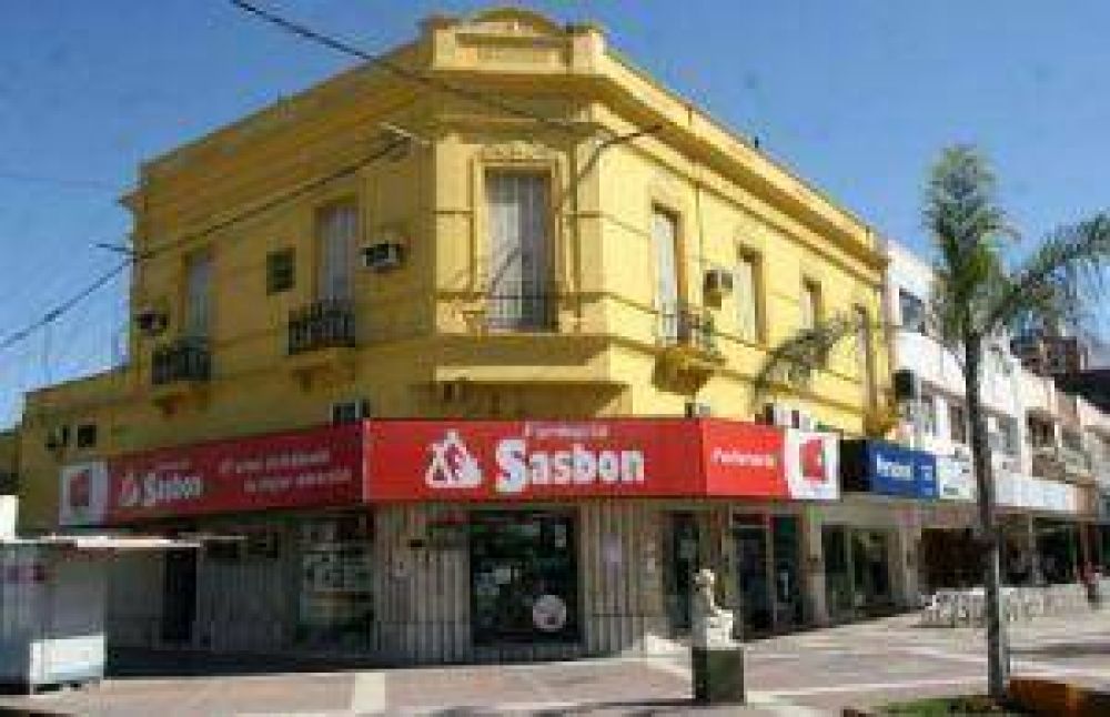 Desaparecen las farmacias tradicionales de Resistencia: Ayer cerr� Sasb�n