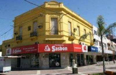 Desaparecen las farmacias tradicionales de Resistencia: Ayer cerr� Sasb�n