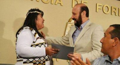Insfr�n encabez� acto de toma de posesi�n de cargo de tres directores ind�genas del ICA