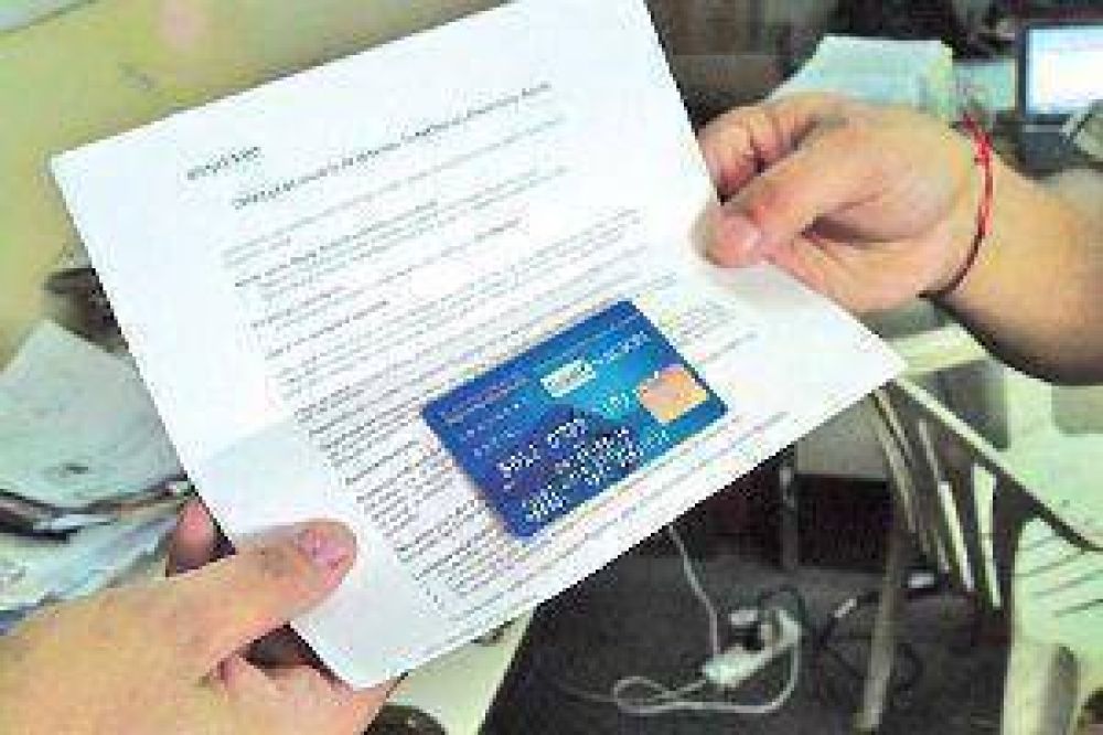 Citan a rectores a retirar las tarjetas Ticket Naci�n