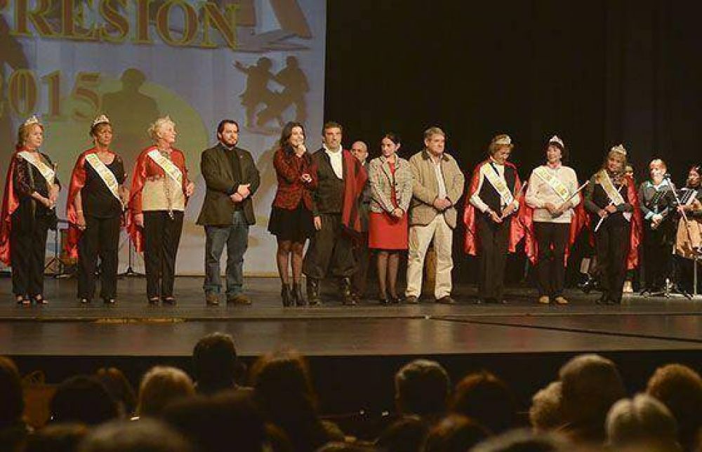 Ma�ana se elige la Reina de la Universidad Abierta de la Tercera Edad