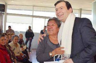 Zamora y Neder participaron de la reuni�n del Consejo Provincial del Pami