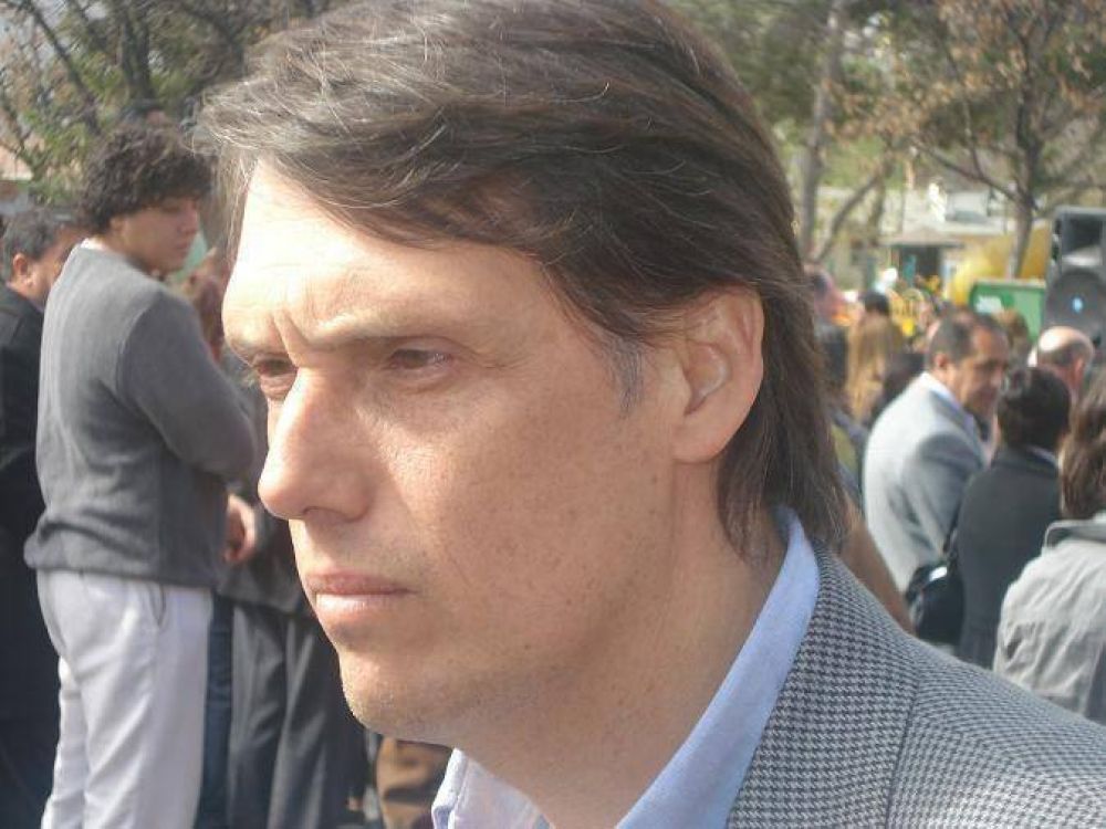 Kosiner: �Massa y Macri s�lo le hablan a Buenos Aires