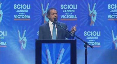 En pleno cierre de campa�a, Scioli elogi� a Closs y �los avances en Misiones�