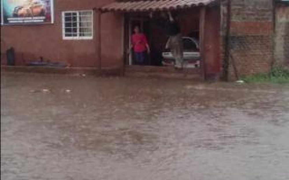 La Plata: Destacan buen deslizamiento del Arroyo El Gato, aunque muchas viviendas fueron afectadas por el temporal
